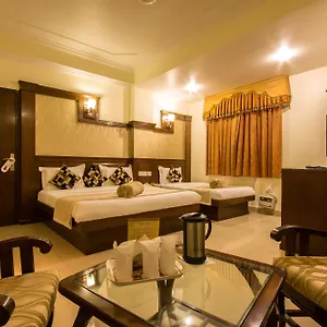 https://grand-park.hotelsdelhi.org